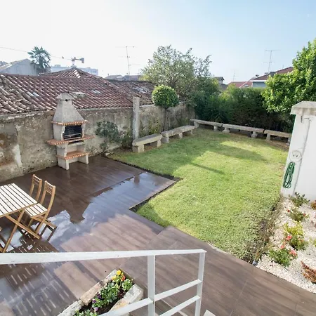 Casas Do Paco - Philosophy Apartment