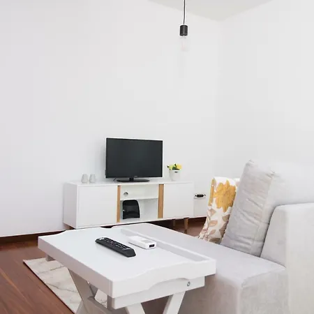 Casas Do Paco - Philosophy Apartment